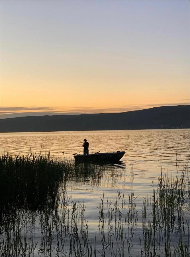 Voda Sapanca Bagian luar foto